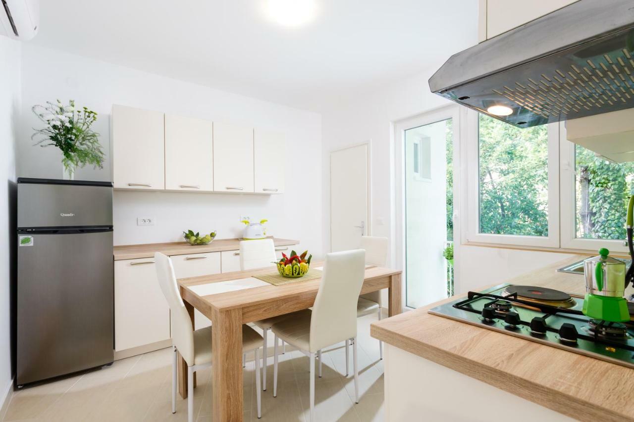 Botun Apartman Free Parking 普拉 外观 照片
